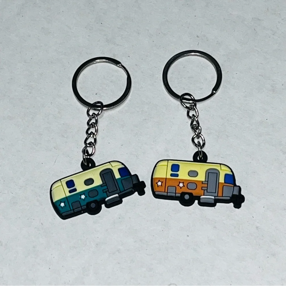 Peanuts Crew Socks, Snoopy Camping and 2 Camper Key Rings‎ New